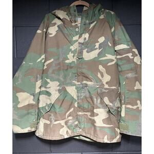 US Military Cold Weather Parka Desert Camo Jacket Men’s Large *No Zipper*